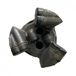 What are the characteristics of PDC bits?